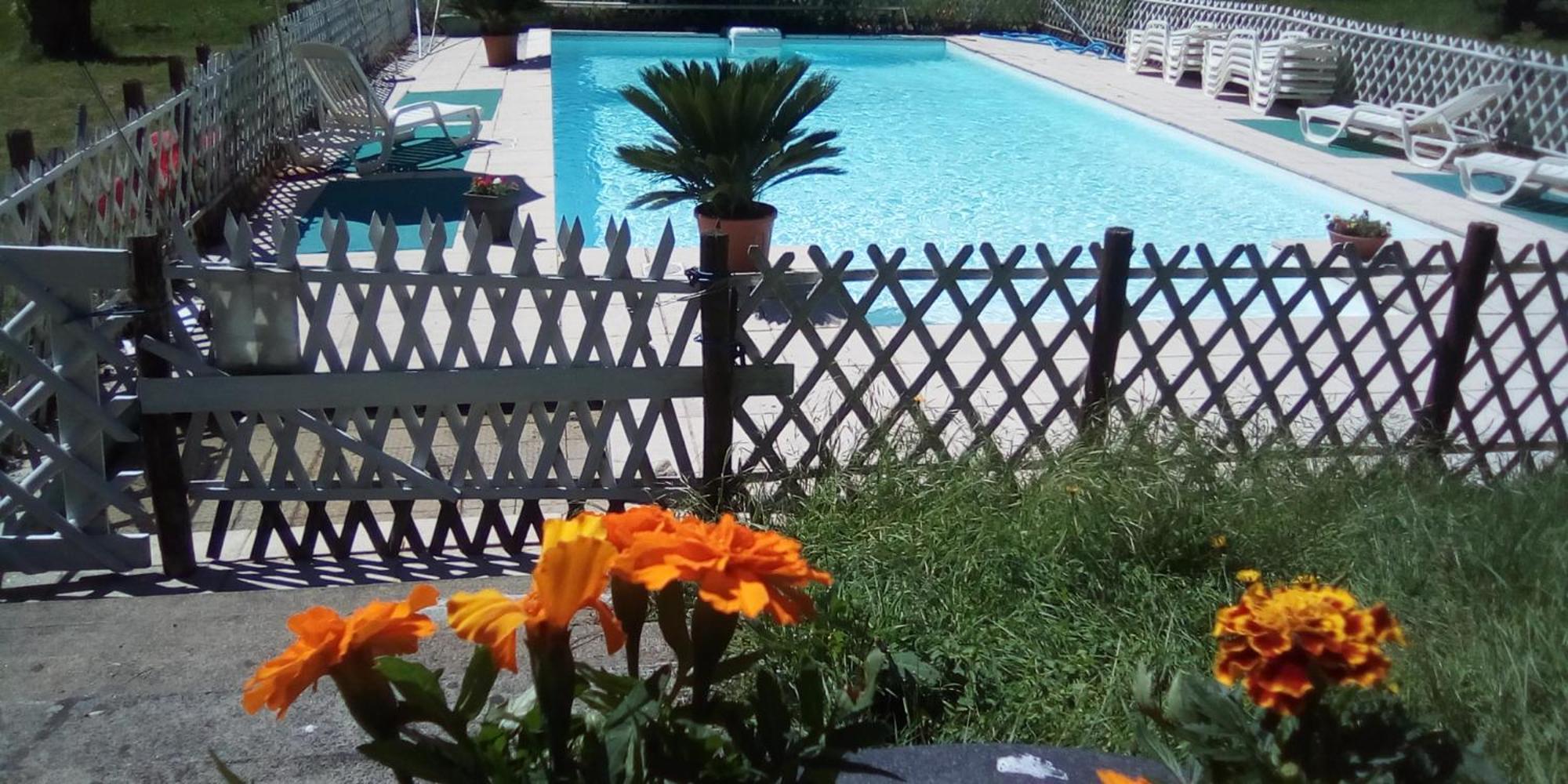 Hotel Du Val D'Aure 卡代阿克 外观 照片
