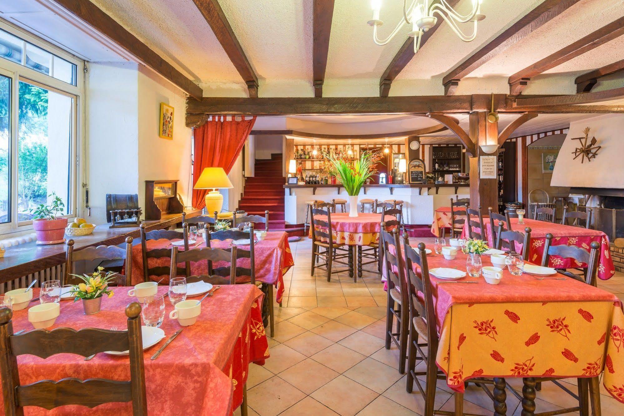 Hotel Du Val D'Aure 卡代阿克 外观 照片