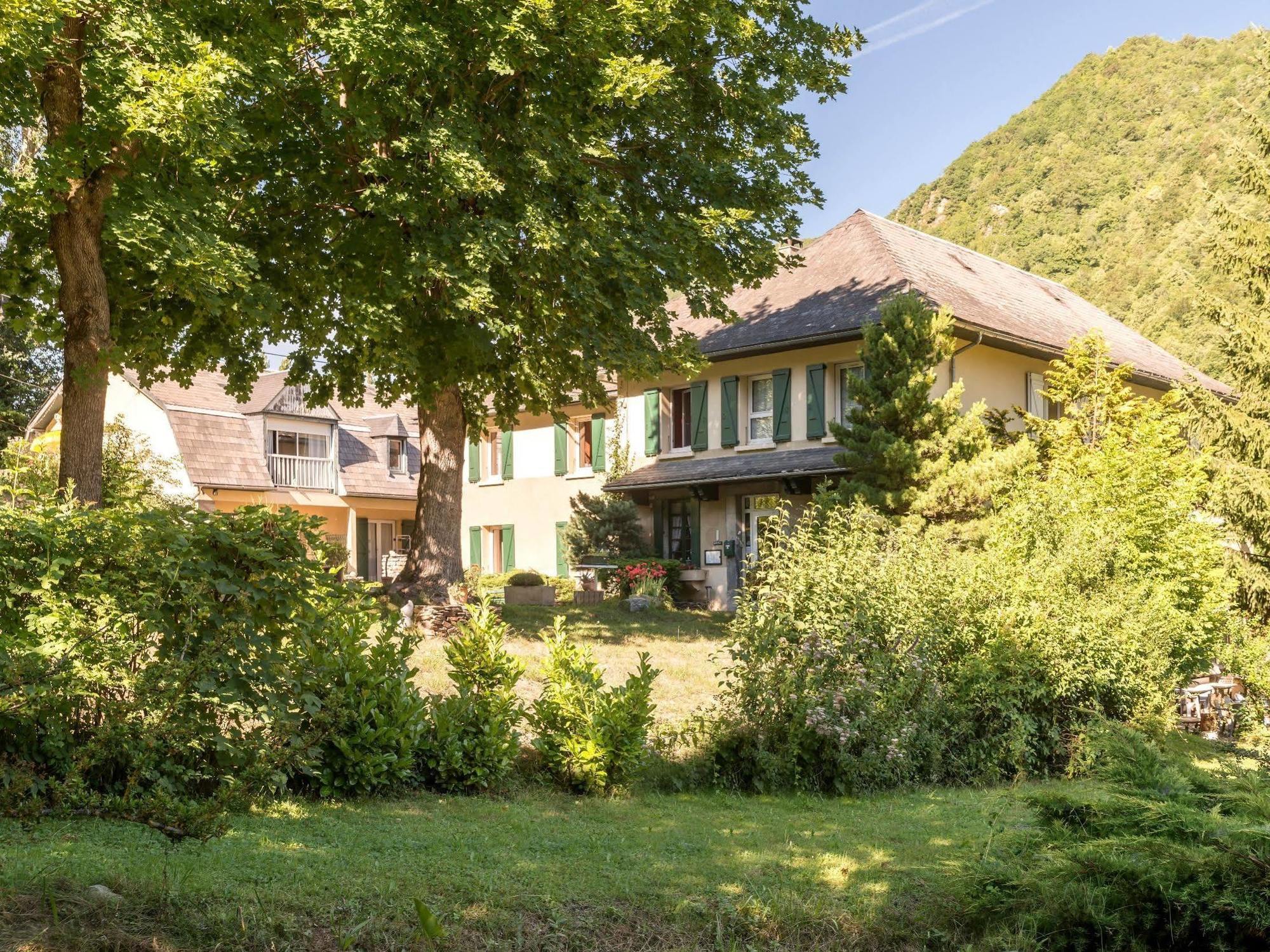Hotel Du Val D'Aure 卡代阿克 外观 照片