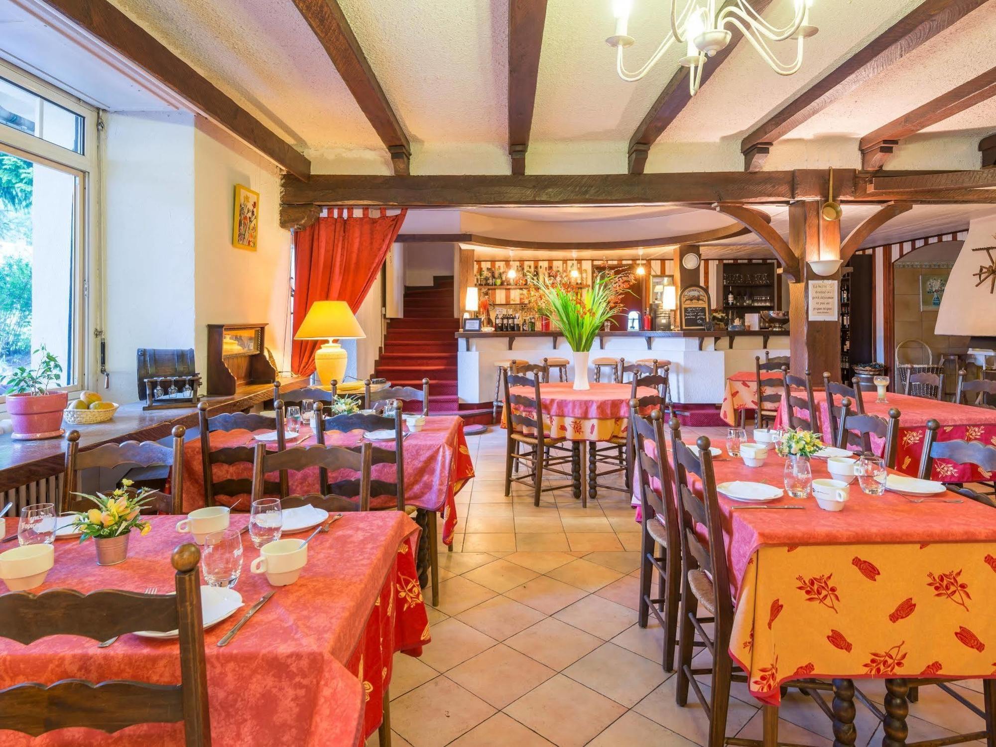 Hotel Du Val D'Aure 卡代阿克 外观 照片