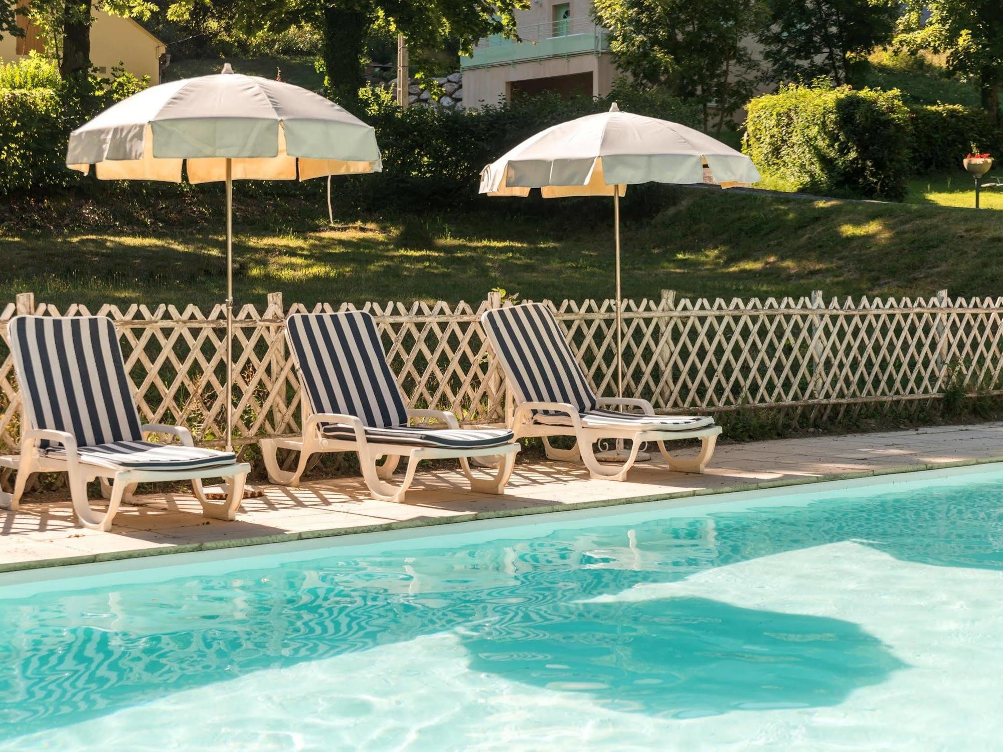 Hotel Du Val D'Aure 卡代阿克 外观 照片